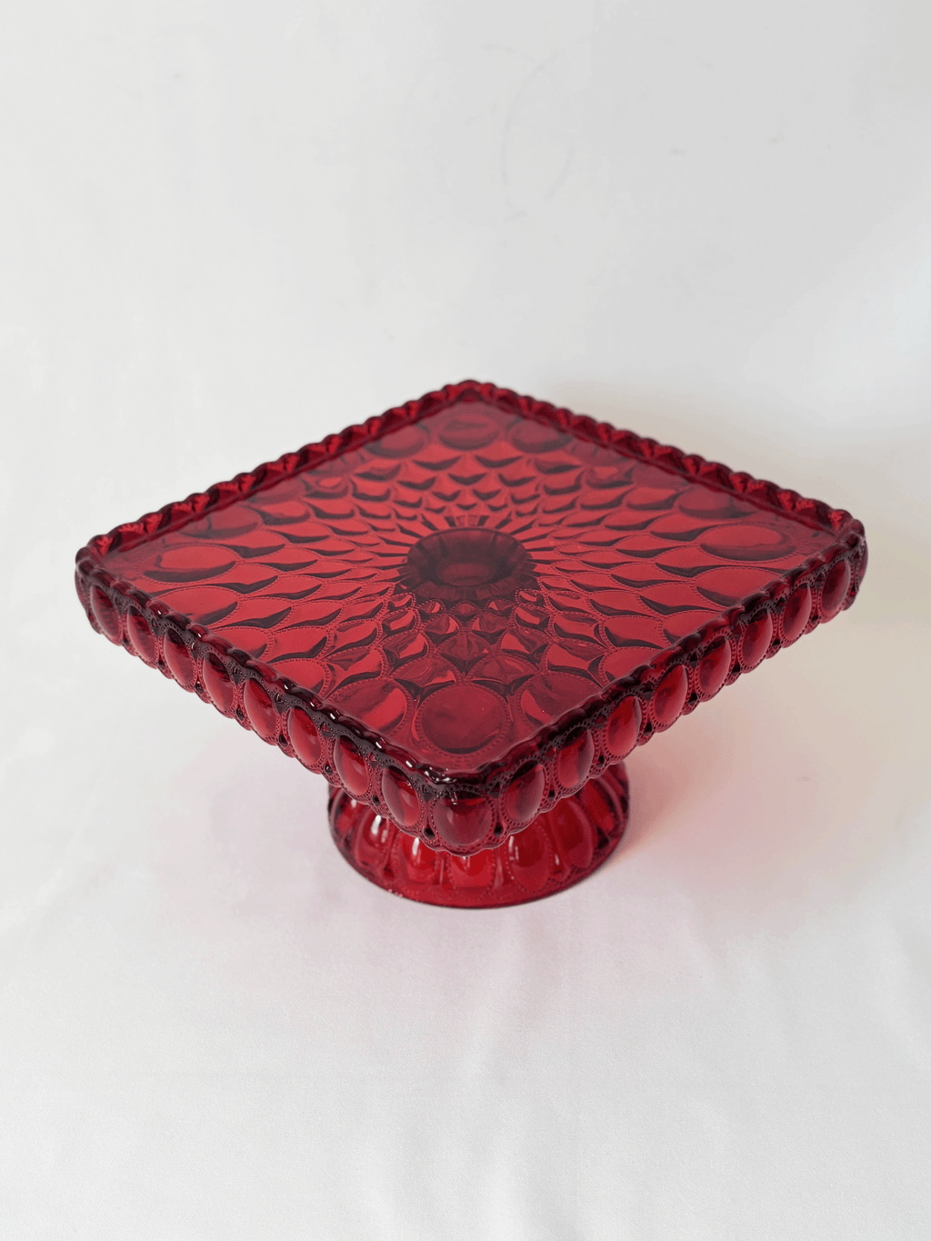 Elizabeth Cake Plate