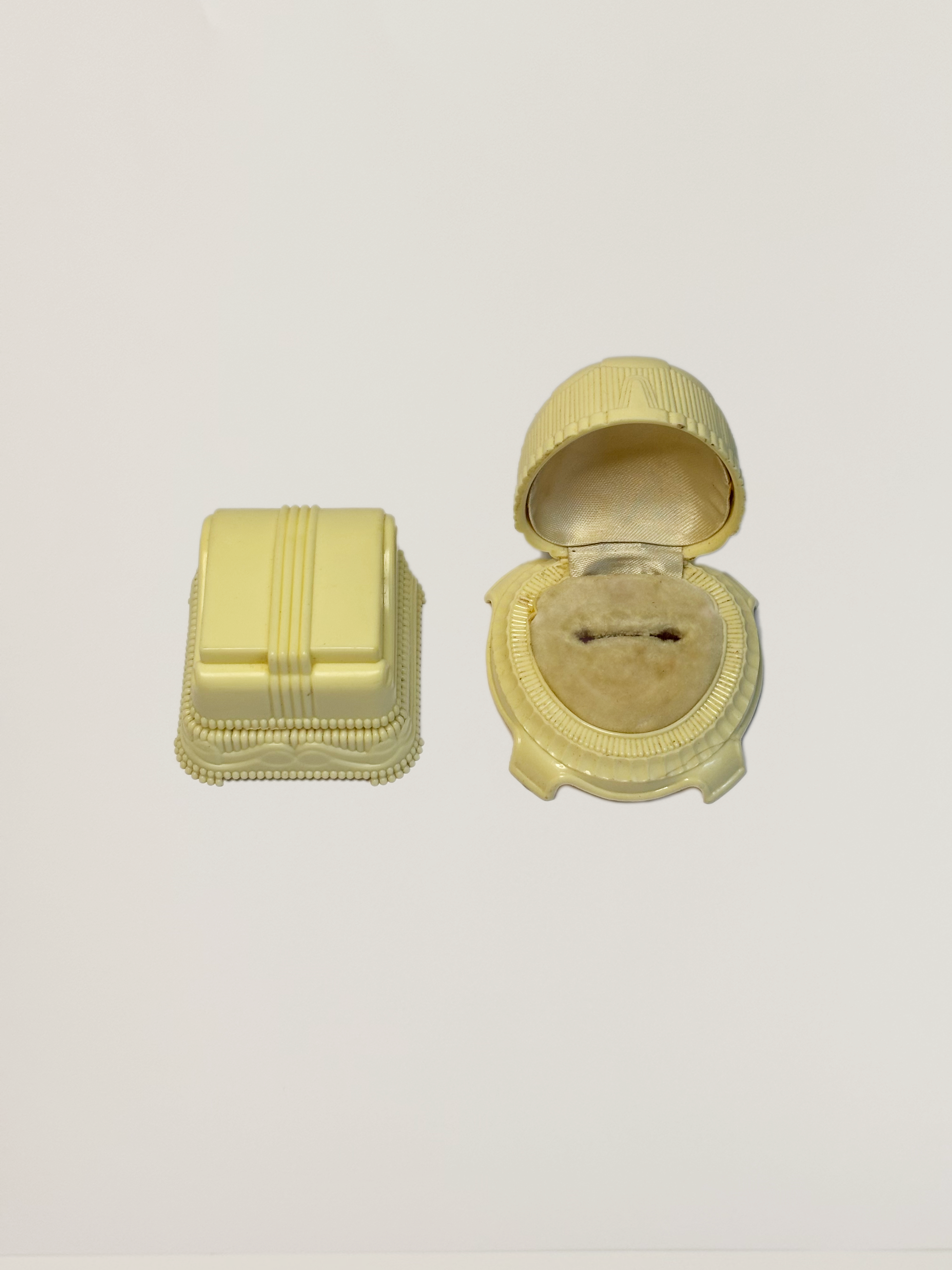 Bakelite Jewellery Box Small